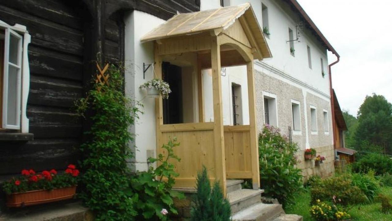 Ubytovani U Sviraku Srbská Kamenice Exterior foto